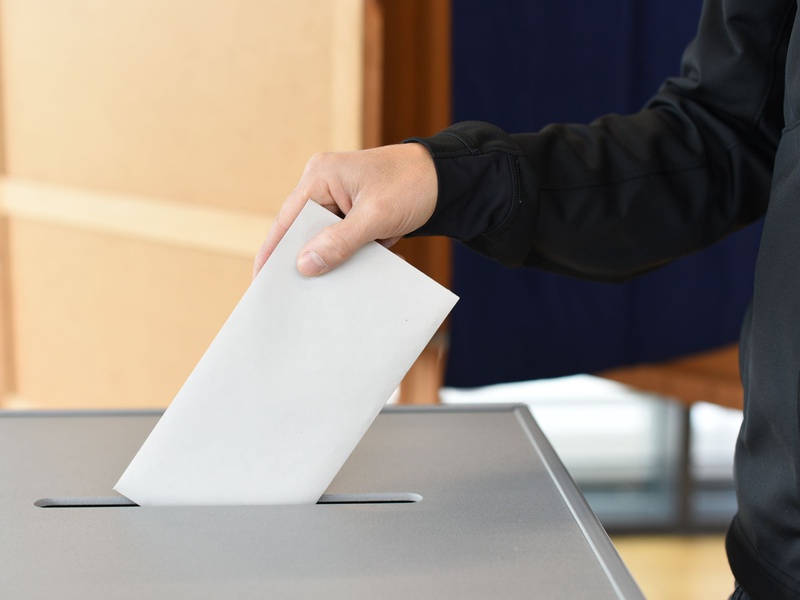 Wie funktionieren Wahlen? Infos für Jugendliche und Bezugspersonen bietet das aha.
aha-Angebote zu den Wahlen 2024