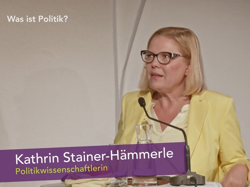 Sieben Kurzvideos erklären, wie repräsentative Gemeindepolitik in Vorarlberg funktioniert. Für den Einsatz in Schulen gibt es ein Begleitheft.
Kompakt erklärt: Repräsentative Gemeindepolitik in Vorarlberg